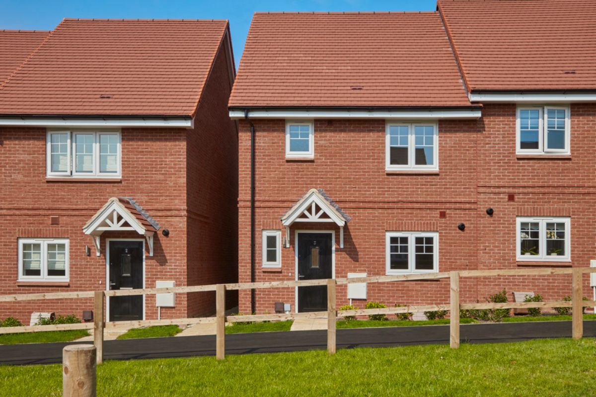 new homes in goffs oak